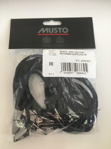 MUSÍTE - ZAPNÚŤ BEZPEČNOSTNÝ KLOBÚK NA KLOBÚK