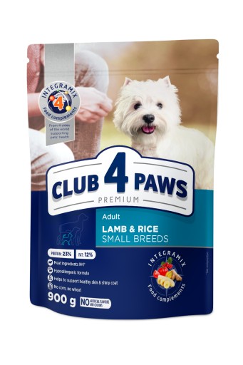 CLUB 4 PAWS hypoalergénne suché krmivo pre malé plemená Jahňacie mäso, ryža 900 g