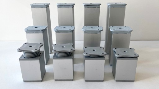 Nábytkové nohy štvorcové V-6 cm strieborné 4x