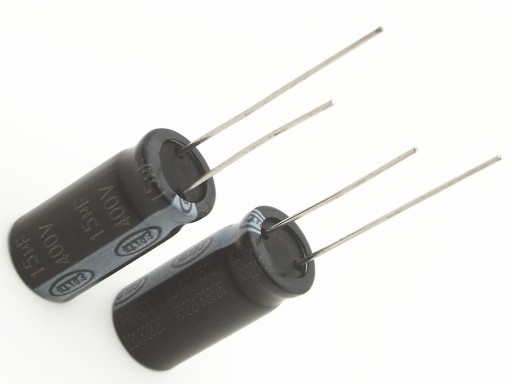 KONDENZÁTOR 15uF / 400V 12x20 ELITE 105* 12000h - 2KS