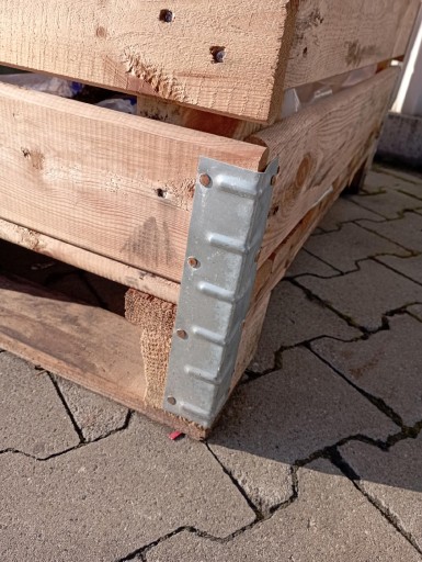 Roh pre paletový box 1 ks