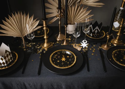 PÁRTY PAPIEROVÉ TANIERE SILVESTR SILVESTR HODINY ČIERNA 18cm 6 kusov