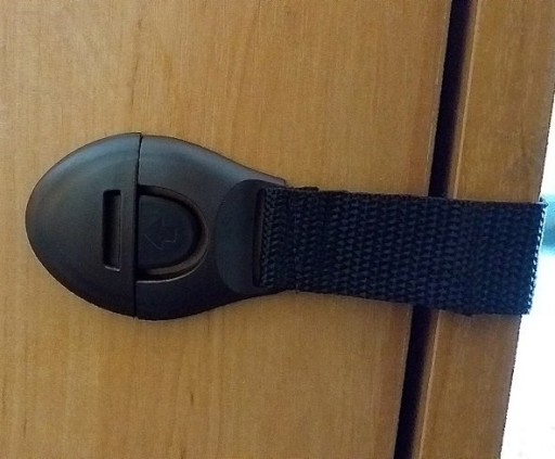 Bronzová ochrana zámku zásuvky skrinky