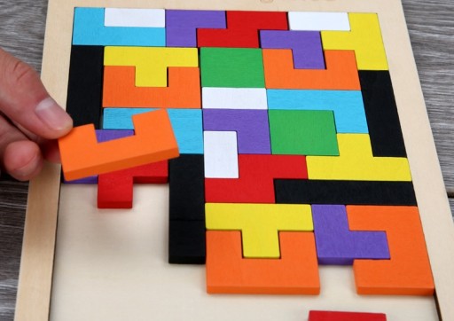 DREVENÉ BLOKY TETRIS PUZZLE 40 ELEM TANGRAM LOGICKÁ HERNÁ SADA