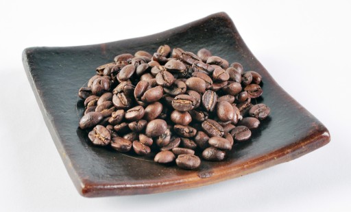 Arabica INDIA PLANTATION AA Kávové zrná 100g