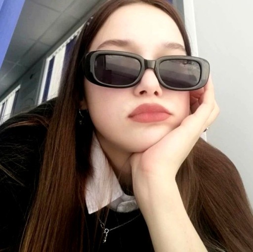 Dámske retro obdĺžnikové slnečné okuliare