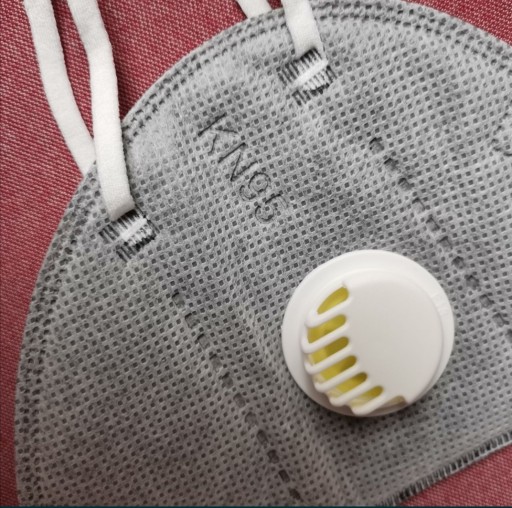 Ochranná maska s ventilom KN95 FFP2 CE