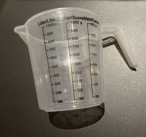 KUCHYNSKÝ ODMERNÝ hrnček S ODBORNÝM džbánom 1,5L