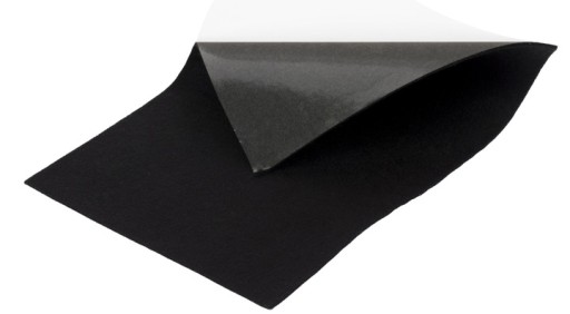 SAMOLEPIACI PLST ČIERNA 20X30 150g 2mm