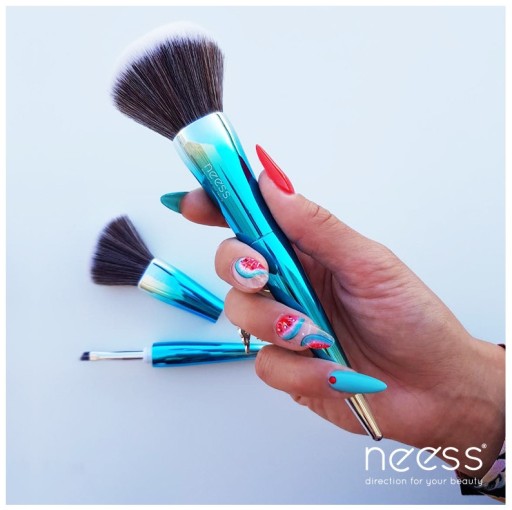 NEESS DVOJITÝ ŠTETEK NA MAKEUP 4087