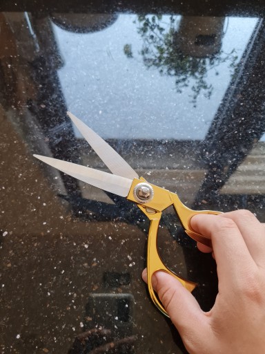 NOŽNICE KRAJČÍRSKE OCELOVÉ ZLATÁ PEVNÉ 20CM