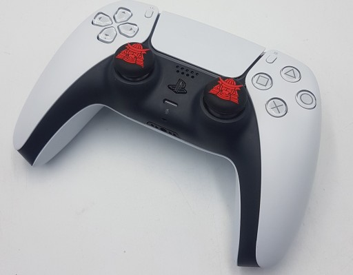 Prekryvné gumové podložky držadiel analógové PS4 PS5 XBOX ONE