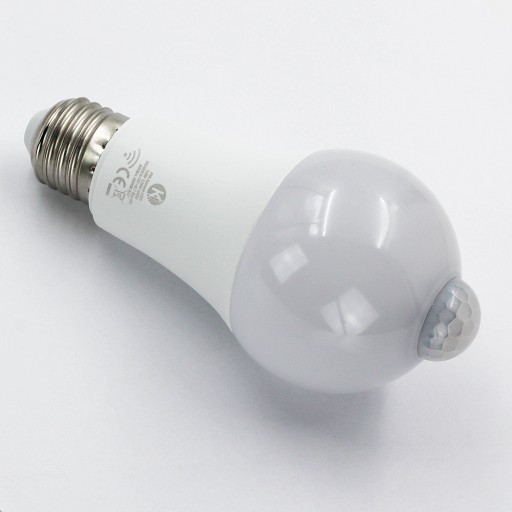 LED ŽIAROVKA SENZOR POHYBU A SÚMRAK PIR A65 E27 10W NEUTR.