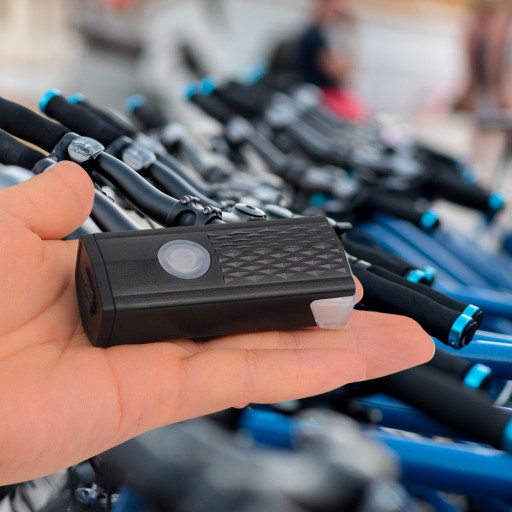 LED CYKLISTICKÁ LAMPA NA BICYKEL, NA RIADTIKÁ, VÝKONNÁ, NABÍJACIA, USB + ZADNÁ