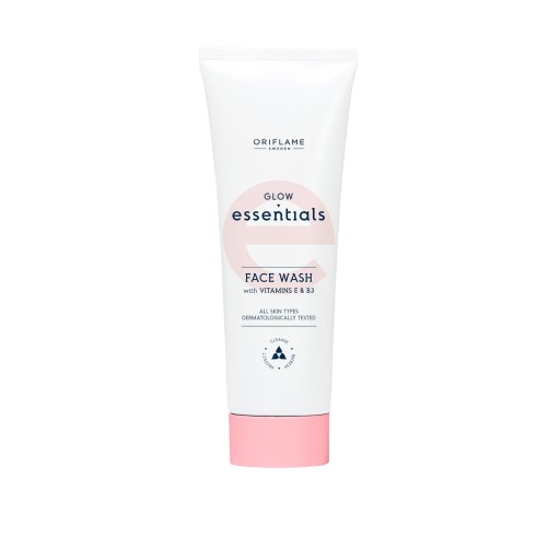 Oriflame Essentials Illuminating Face Wash s vitamínom E a B3