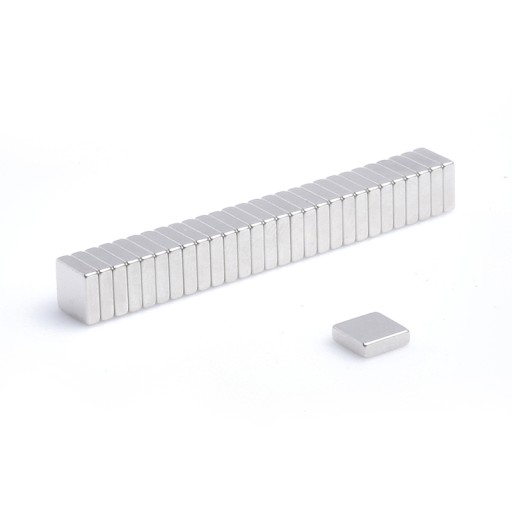 Neodymový tanierový magnet MPŁ 5x5x1,5 N38 sada 50 kusov