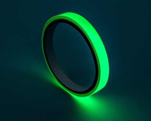 GLOW IN THE DARK TAPE - SAMOLEPIACA fosforeskujúca FLUORESCENTNÁ
