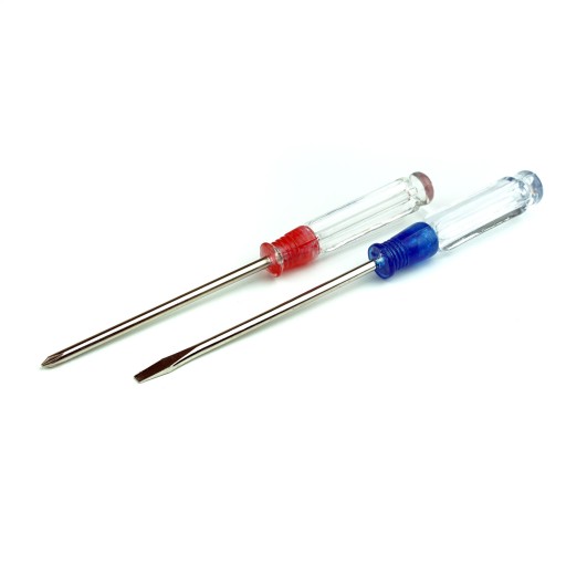 Precízny plochý krížový skrutkovač s magnetom