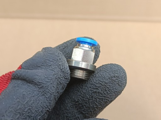 Priamy zásuvný pneumatický konektor fi 4mm závit 1/8