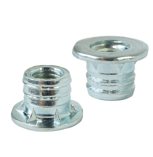 Zásuvka 10x M5 x 6,5 mm s golierom, tepaná nábytková vložka do dreva, nožičky