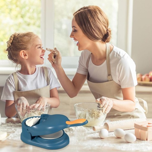 STROJ na výrobu knedlí PIEROŻNICA Výrobník halušiek 2v1