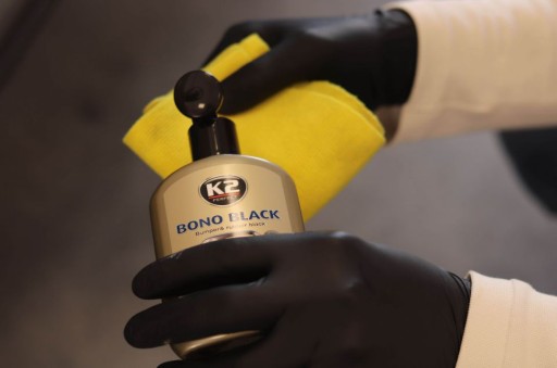 K2 BONO LIQUID BLACK NA GUMU A PLASTY 200ml