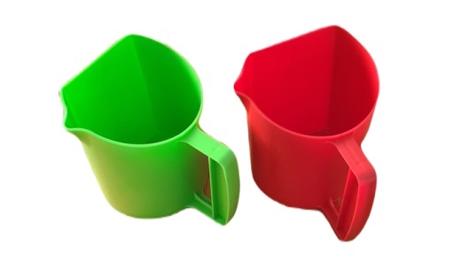 ODMERNÝ DÁVKOVAČ NÁDOBKA 1,5L JEDLA