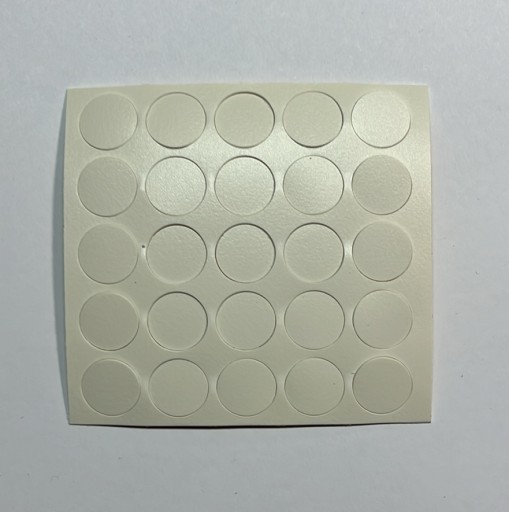 Nábytková zátka Kronospan K - 7031 BS krémová