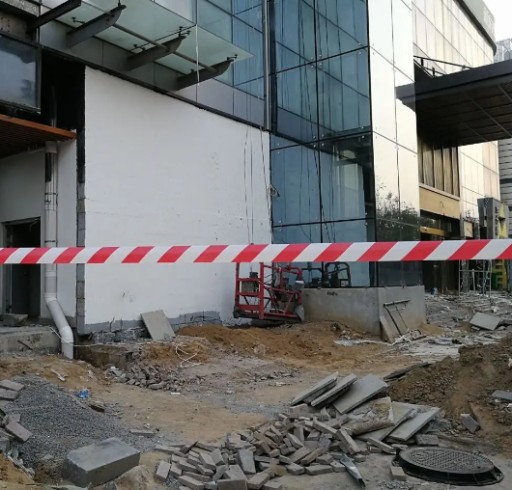 VÝSTRAŽNÁ PÁSKA 70mm/100m žltá čierna 7cm značkovacie označenie