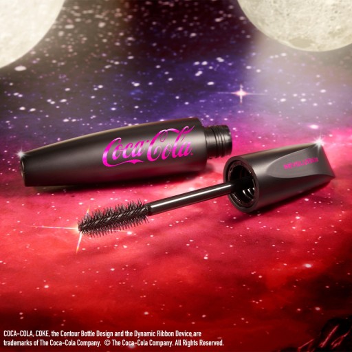 Makeup Revolution x Coca Cola Starlight Big Lash Mascara Mascara