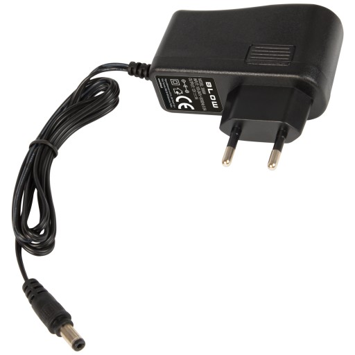 SPÍNANÝ NAPÁJACÍ ZDROJ 12V DC 1A PLUG-IN PRE LED MONITORING 2.1/5.5 12W CCTV