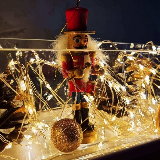 30LED DRÔTOVÉ SVETLO SVETLO VIANOČNÉHO STROMČEKA TEPLÉ BIELE MIKRO STRUNKY NA BATÉRIU