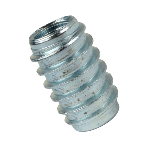 Zásuvka M10 x 25 mm skrutkovaná do dreva bez nákružku