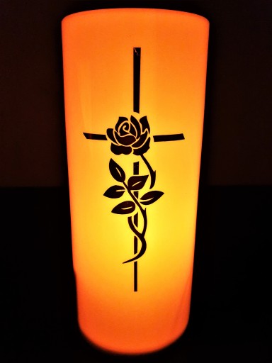 KRÍŽOVÁ VLOŽKA S EFEKTOM PLAMEŇA pre LED sviečky GRANES BATÉRIA TEPLÁ BIELA