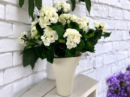 Umelé kvety Geranium na balkónovú terasu - biela