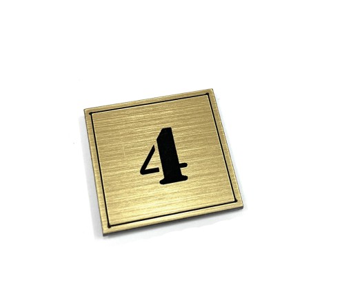 Číslo dverí, zlaté 3 x 3 cm - ľubovoľné číslo!