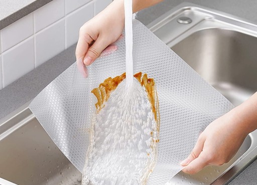 PROTIŠMYKOVÁ OCHRANNÁ PODLOŽKA PRE ZÁSUVKY SKRINÍK VALCA PODLOŽKY 50X200