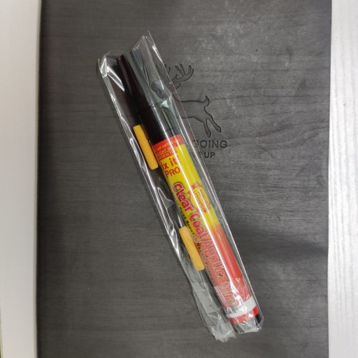 MARKER Pastelkový popisovač na škrabance v laku auta