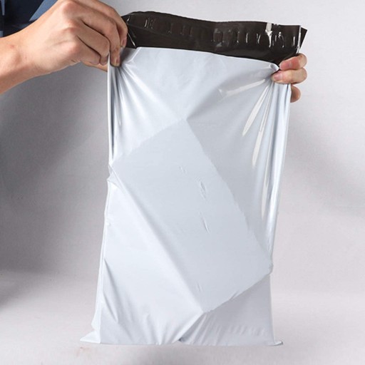 KURIÉRSKE BALENIE FÓLIÍ Kuriérske balenie fólií Fóliové obálky 320x450 50 ks