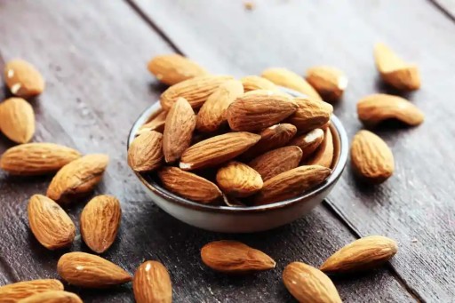 KALIFORNIA MANDLE 500g VEĽKÉ CELÉ PREMIUM Bakamo