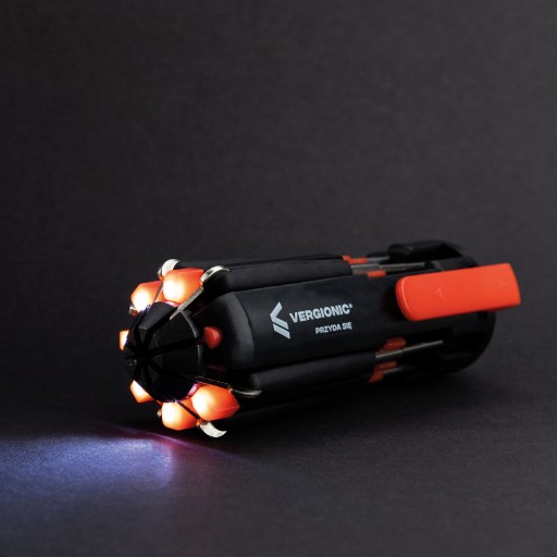 Multifunkčný skrutkovač 8v1 s LED baterkou