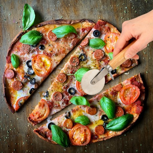 NÔŽ NA PIZZU, KRUHÁ krájač na pizzu