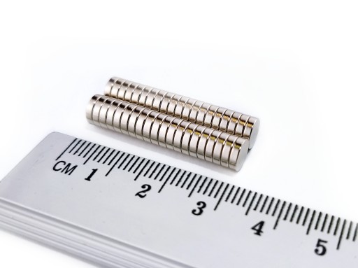 VALEC NEODYMOVÝ MAGNET 6x1,5 N38 SADA 40 KS