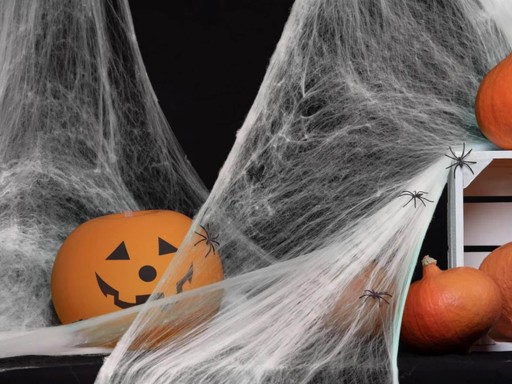 Biela pavučina s halloweenskymi pavúkmi 20g Web