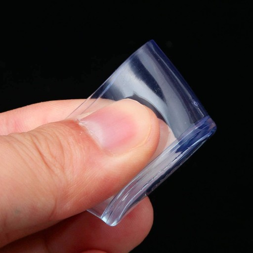 Nábytkové poťahy na oválne nohy stoličiek 15x25mm