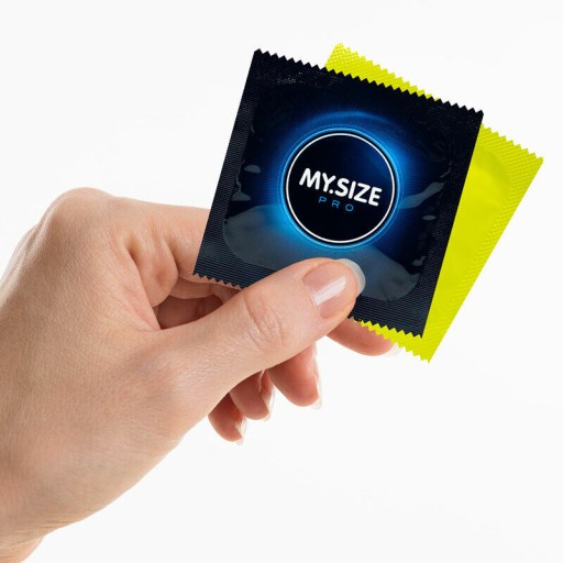MY.SIZE Pro CONDOMS 49 mm priliehavé, 3 ks