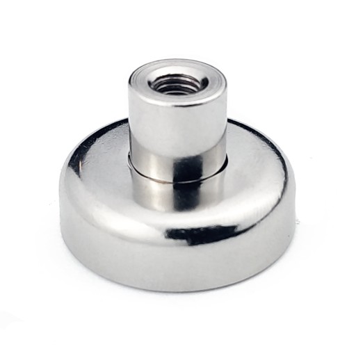 NEODYMIOVÝ MAGNET D25 V POUZDRE S OBJÍMKAMI M5