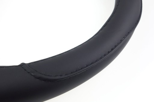 ODSTRAŇOVACÍ KRYT PRE ŠPORTOVÝ VOLANT TYP D M 37-39cm SWC-22