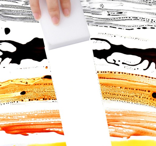 ČISTIACA HUBKA MAGIC ŠKVRNY ODSTRAŇUJE NEČISTOTY