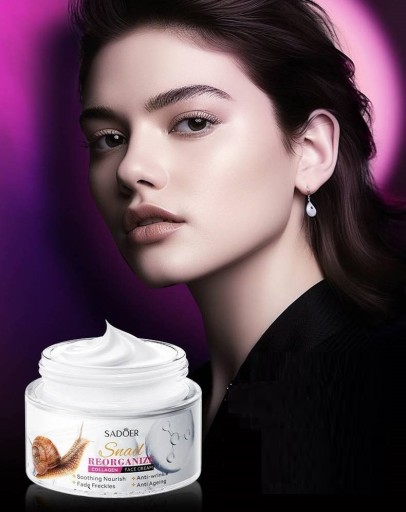 KRÉM NA TVÁR SO SLIMAKÝM MUCIOM + KOLAGÉN PROTI STARNUTIU 50 ml